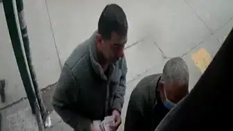 Adana'da düğün hırsızı bu kez ATM önünde yakalandı