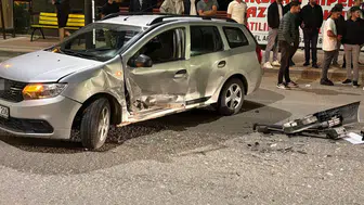 Sivas'ta zincirleme kazada 5 kişi yaralandı