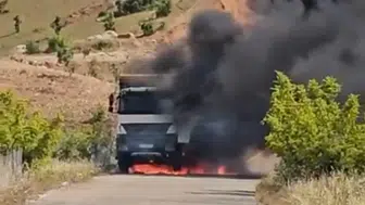 Siirt'te yük kamyonunda yangın çıktı