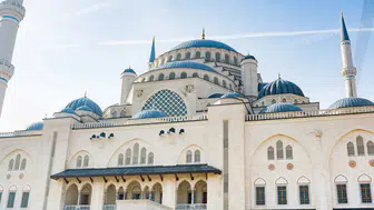 Diyanet cuma hutbesini yayınlandı : Aile olmak