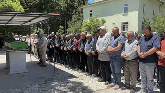 Niğde'de gölette boğulan Gökçe Kulaksız son yolculuğuna uğurlandı