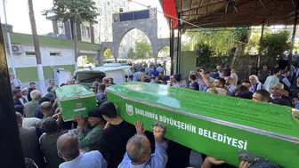Karaman'daki kazada hayatını kaybeden 3 kardeş yan yan defnedildi
