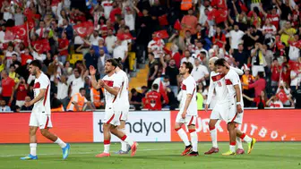 Türkiye A Milli Futbol Takımı, Makedonya'yı 4-0 yendi