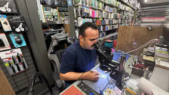 Uzman uyardı : Uyurken telefonunuzu yastığın altına koymayın