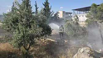 Hatay’da bahçe yangını paniği : Alevler büyümeden söndürüldü