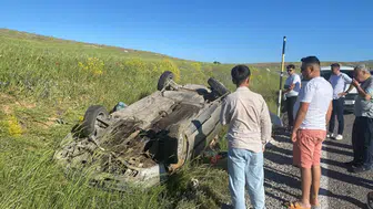 Karaman'da otomobil takla attı : 1 kişi öldü, 1 kişi yaralandı