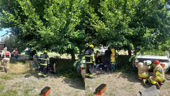 Hatay’da feci kaza : Direksiyon hakimiyetini kaybeden araç ters döndü