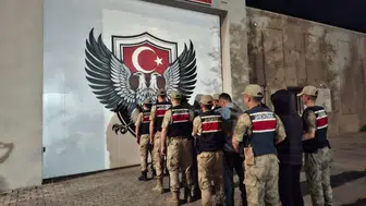 Iğdır'da göçmen operasyonu : 11 göçmen ve 5 organizatör yakalandı