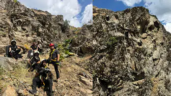 Diyarbakır'da oğlaklar kayalık alanda mahsur kaldı