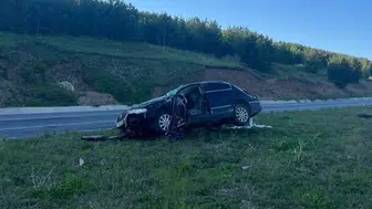 Ardahan'da otomobil devrildi : Sürücü hayatını kaybetti