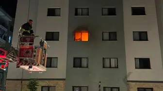 Adıyaman'da binada yangın paniği : 2 kişi dumandan etkilendi