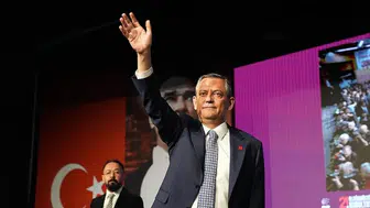 Özgür Özel'in partisinin adı ve logosu paylaşıldı