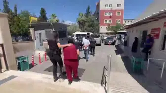 Şanlıurfa'da iş bulma vaadiyle 85 kişiyi dolandıran 5 şüpheli tutuklandı