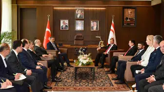 Bakan Çiftçi, KKTC Başbakanı Üstel ile bir arada