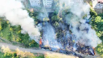 Samsun'da tarlada anız yangını