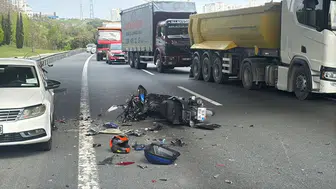 Büyükçekmece'de motosiklet ile otomobil çarpıştı : 22 yaşındaki sürücü öldü