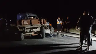Çorum’da traktör ile kamyon çarpıştı : Kazada bir kişi öldü, oğlu ve torunu yaralandı