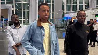 ABD'ye girişi engellenen Somalili hakem ülkesine döndü