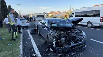 Nevşehir'de 4 araçlı zincirleme kaza : 5 yaralı