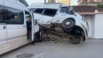 Antalya'da kaza : 5 kadın tarım işçisi yaralandı
