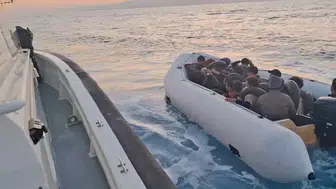 Aydın Kuşadası açıklarında 18 düzensiz göçmen yakalandı
