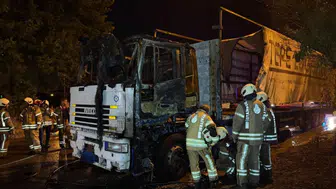 Büyükçekmece'de park halindeki tırda yangın çıktı