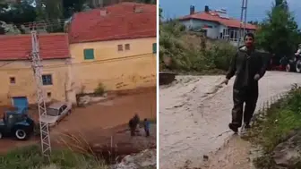 Kayseri’de sağanak sele dönüştü : Develi'de yollar kapandı