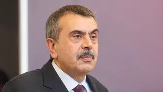 Bakan Tekin, Bakırköy Karne Dağıtım Töreni'nde