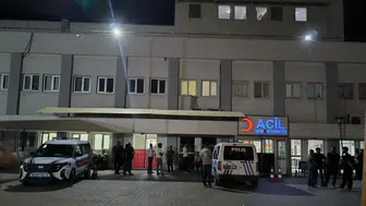 Siirt Kurtalan'da silahlı kavga : Baba ile oğlu yaralandı