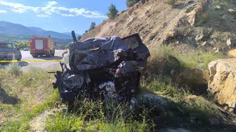 Malatya'da feci kaza : Otomobil hurdaya döndü, 1 ölü
