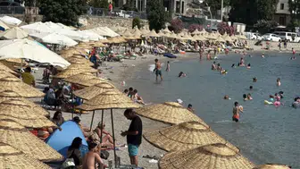 Bodrum'da yaz hareketliliği : Okulların tatil olmasıyla sahillerde yoğunluk