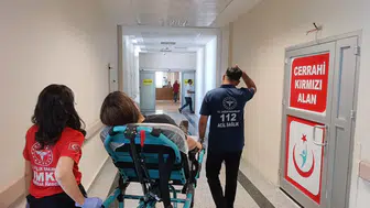 Adıyaman'da otomobil şarampole yuvarlandı : 3 yaralı