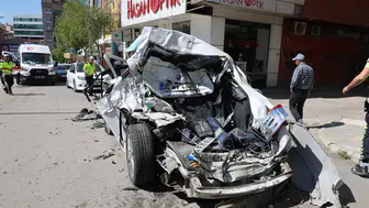 Freni patlayan kamyon caddeyi savaş alanına çevirdi