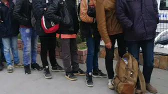 Edirne ve Kırklareli'de göçmen operasyonu :  14 düzensiz göçmen yakalandı
