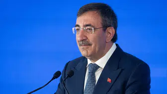 Cumhurbaşkanı Yardımcısı Yılmaz'dan karne alan öğrencilere mesaj