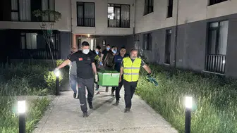 Düzce'de kötü koku ihbarı üzerine girilen evde ceset bulundu