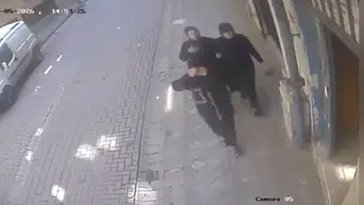 Zeytinburnu'nda hırsızlık yapan 3 kadın suçüstü yakalandı