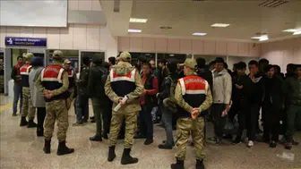 Çanakkale’de göçmen kaçakçılığı operasyonu : 37 düzensiz göçmen yakalandı
