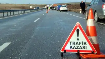 Afyonkarahisar'da kaza : Karı koca öldü, bebekleri ağır yaralı