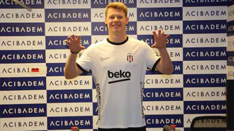 Nübel, Beşiktaş'ın 202. yabancı futbolcusu oldu