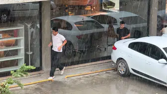 Adana’da yaz ortasında sağanak yağış : Sıcaklık 23 dereceye düştü