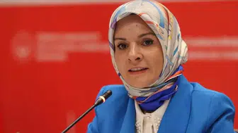 Bakan Göktaş, 'Vakıfbank İrade Bizim Zafer Bizim Sergisi'nde