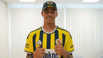 Fenerbahçe'nin yeni transferi Mason Greenwood, İstanbul'a geldi