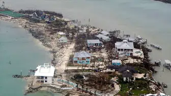 Bahamalar'da uçak düştü : 10 kişi hayatını kaybetti