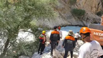 Şırnak'ta çayda kaybolan genci arama çalışmaları sürüyor