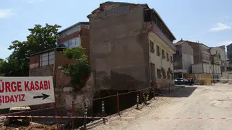 Malatya'da inşaat kazısında göçük : Apartman boşaltıldı