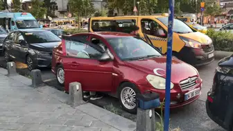 Üsküdar’da bir kişi, park halindeki otomobilde ölü bulundu