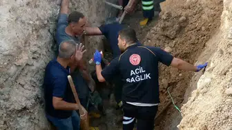 Adıyaman'da göçük altında kalan işçi kurtarıldı