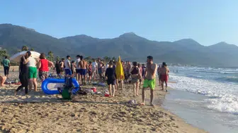 Kuşadası'nda dalgalı denizde 4 kişi boğularak hayatını kaybetti