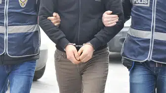 İzmir'de uyuşturucu operasyonu : 121 bin hap ele geçirildi
